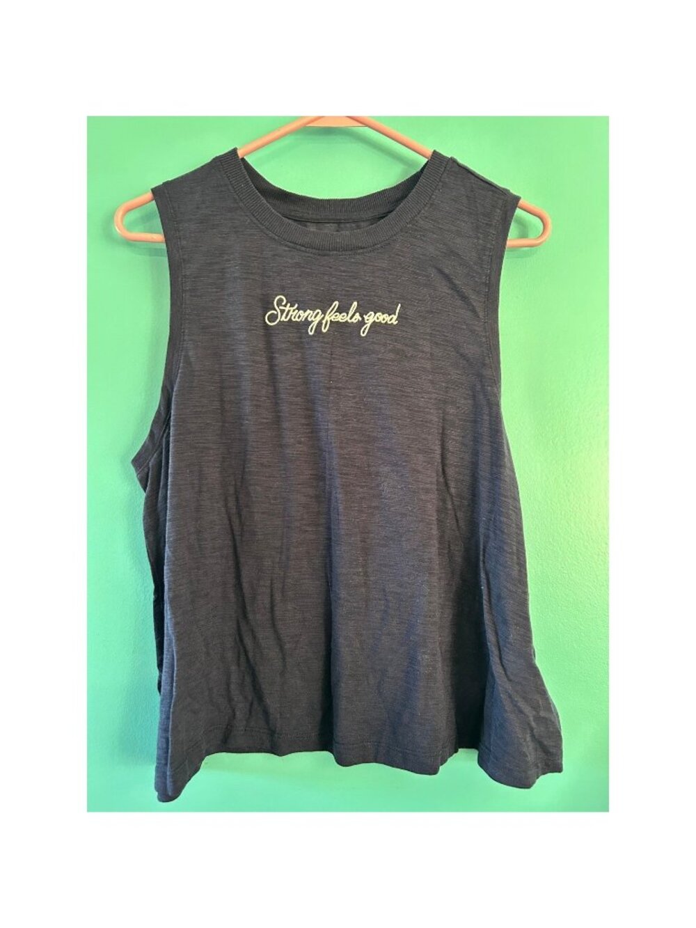 Old Navy Active Muscle Tank Top Large Navy Blue Strong Feels Good Go-Dry Workout